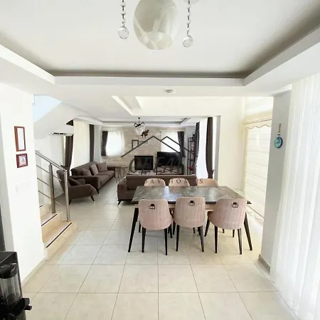 Sultan Eva וילה פאטהיה