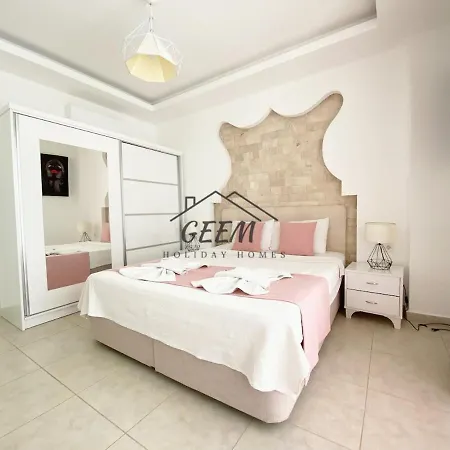 Sultan Eva *